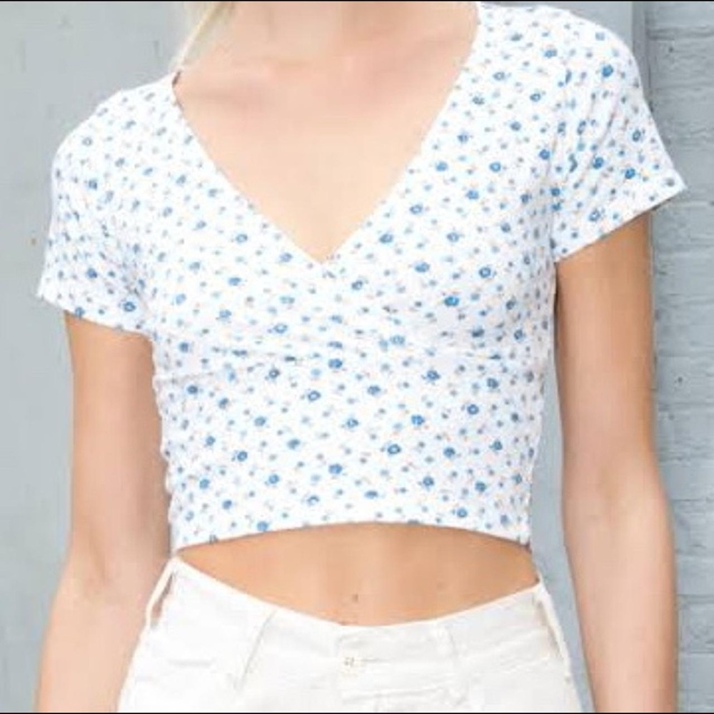Brandy Melville White Floral Short Sleeve Crop Top